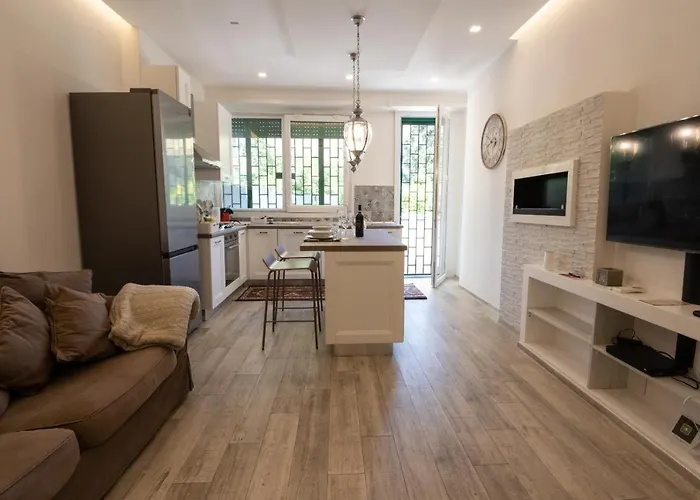 Garden House Vale *